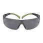Preview: 3M™ SecureFit™ 400 Schutzbrille, schwarze/grüne Bügel, Antikratz-/Anti-Fog-Beschichtung, graue Scheibe, SF402AS/AF-EU