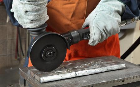 Preview: 3M™ Cut and Grind Schruppscheibe, T27, 100 mm x 4,2 mm x 16 mm, 36+