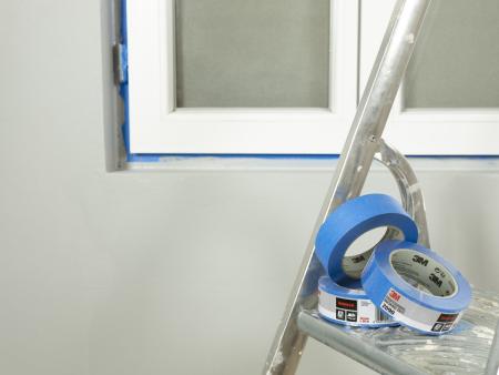 Preview: 3M™ Malerabdeckband 2090 „Multi-Surface“, Blau, 36 mm x 50 m, 6 Rollen/Packung, 100% PEFC, SGSCH-PEFC-COC-110078