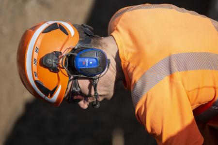 Preview: 3M™ PELTOR™ WS™ ALERT™ XPI Headset, 30 dB, Bluetooth, mobile App, Befestigung am Schutzhelm, MRX21P3E3WS6