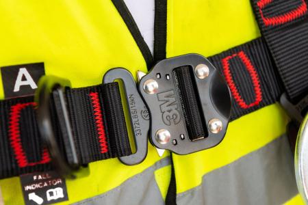 Preview: 3M™ Protecta® E200 Standard-Auffanggurt im Westenstil, schwarz, M/L, 1161616