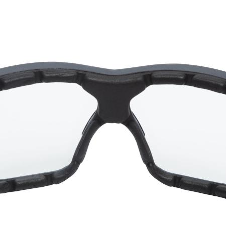 Preview: 3M™ SecureFit™ 600 Schutzbrille, graue Bügel, Schaumrahmen, Scotchgard™ Anti-Fog-/Antikratz-Beschichtung (K&N), transparente Scheibe, SF601SGAF/FI-EU