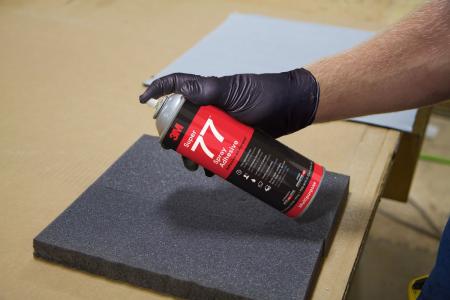 Preview: 3M™ Sprühklebstoff auf Basis Synthetischer Elastomere Super 77, Beige, 500 ml