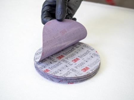 Preview: 3M™ Trizact™ Hookit™ Klarlack-Schleifscheibe 471LA, 75 mm, 1500, 02094