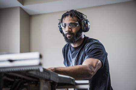 Preview: 3M™ WorkTunes™ Connect Kabelloser Kapselgehörschutz mit Bluetooth®-Technologie 90570E-1