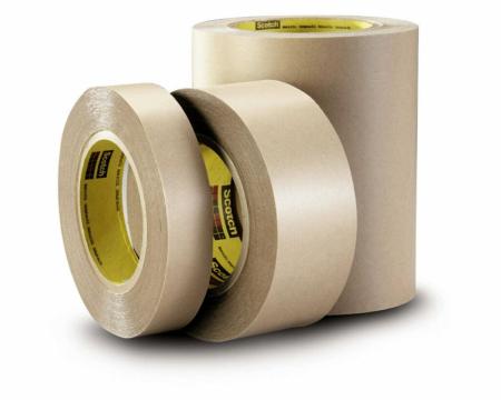 3M™ Doppelseitiges Klebeband mit Polyester-Träger 9832HL, Transparent, 210 mm x 295 mm, 0.12 mm, DIN A4 Musterbogen