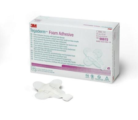3M™ Tegaderm™ Foam Adhesive hochleistungsfähiger, klebender Schaumverband, 90615, 6,9 cm x 6,9 cm 10 / Packung,  Kleeblatt-Form mit Kleberand