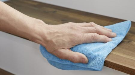 Preview: tesa® Anti Rutschband, 5 m x 25 mm, transparent