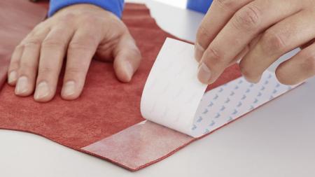 Preview: tesafix® 4943, 50m x 38mm, farblos