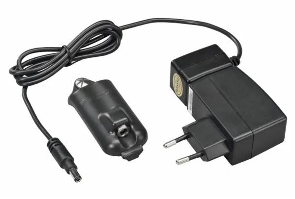 3M™ PELTOR™ Batterieladegerät, 230 V, FR03EU