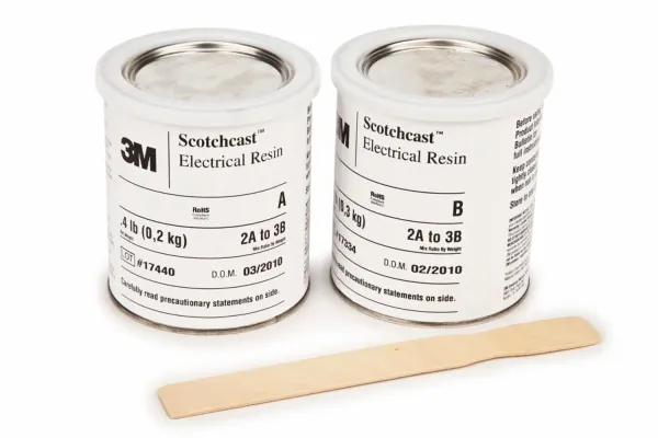 3M™ Scotchcast™ 281 Epoxid-Flüssigharz, Creme, Teil A+B, 8,16 kg