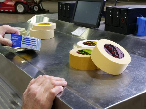 3M™ Hochtemperatur Abdeckklebeband 501E, Beige, 1526 mm x 2800 m