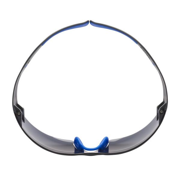 3M™ SecureFit™ 400 Schutzbrille, blau/graue Bügel, Scotchgard™ Anti-Fog-/Antikratz-Beschichtung (K&N), graue Scheibe, SF402SGAF-BLU-EU