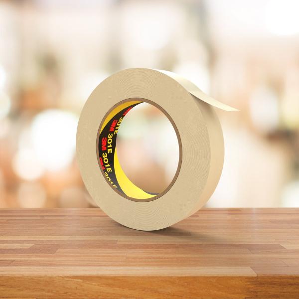 3M™ Universal Abdeckklebeband 301E, Beige, 18 mm x 50 m, 0.150 mm