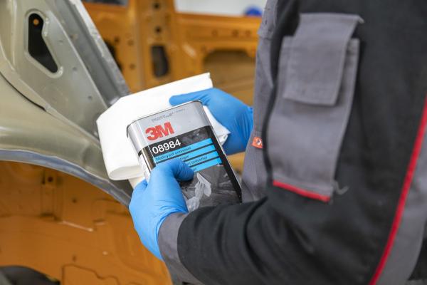 3M™ Universalklebstoffreiniger, 1 L, 08984