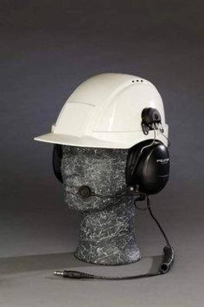 3M™ PELTOR™ Headset mit eingebautem Funkgerät, dynamisches Mikrofon, 32 dB, Helmbefestigung, MT7H79P3E