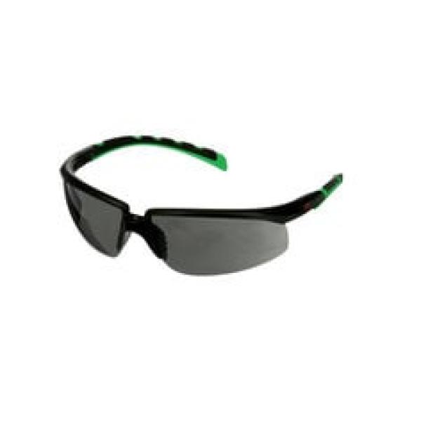 3M™ Solus™ 2000 Schutzbrillen, schwarz/grüne Bügel, Antikratz-Beschichtung + (K), graue Scheibe IR 3.0, S2030ASP-BLK, 20 pro Packung