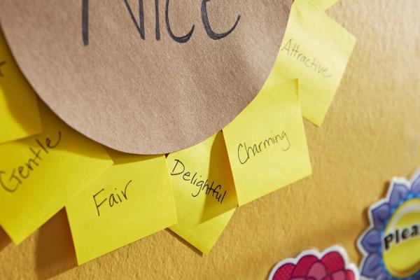 Post-it® Super Sticky Notes Würfel, Gelb, 76 mm x 76 mm, 350 Blatt/Block, 1 Block/Packung, 100% PEFC, SGSCH-PEFC-COC-110078