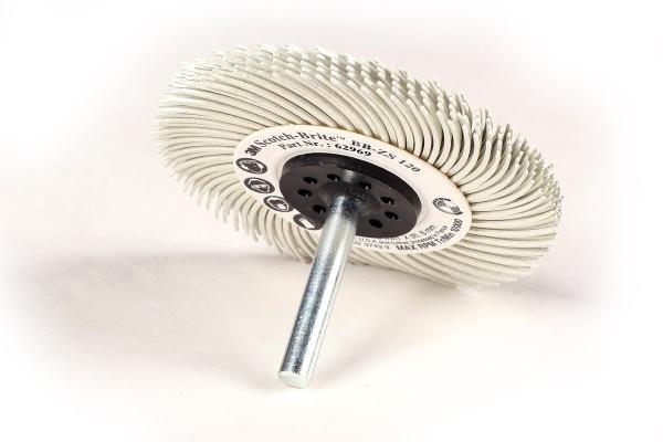 Scotch-Brite™ Bristle Disc BB-ZS mit Schaft, weiß, 76,2 mm, P120, Typ C