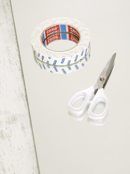 tesa Powerbond® SPIEGEL, 5m x 19mm, weiss
